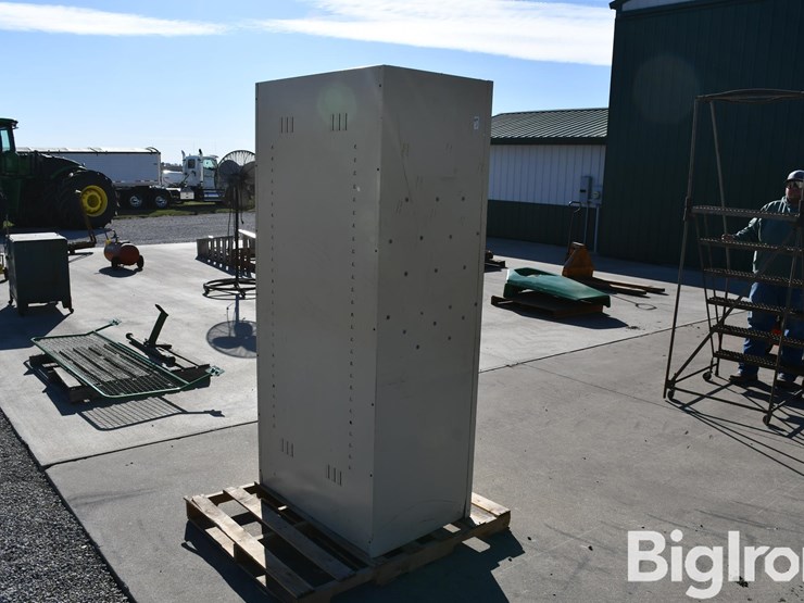 tennsco-metal-cabinet-image-5