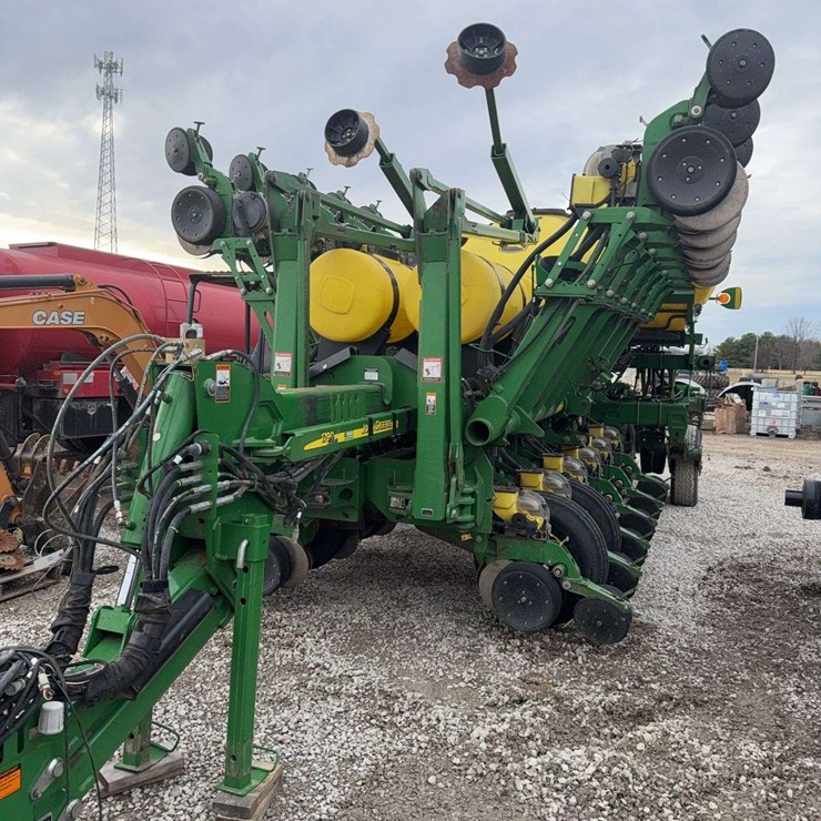 2013 JOHN DEERE 1790