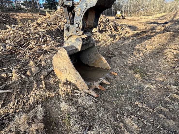 #2943-•-case-cx145sr-excavator-image-12