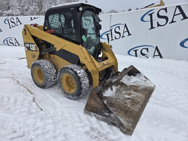 caterpillar-236d-image-7