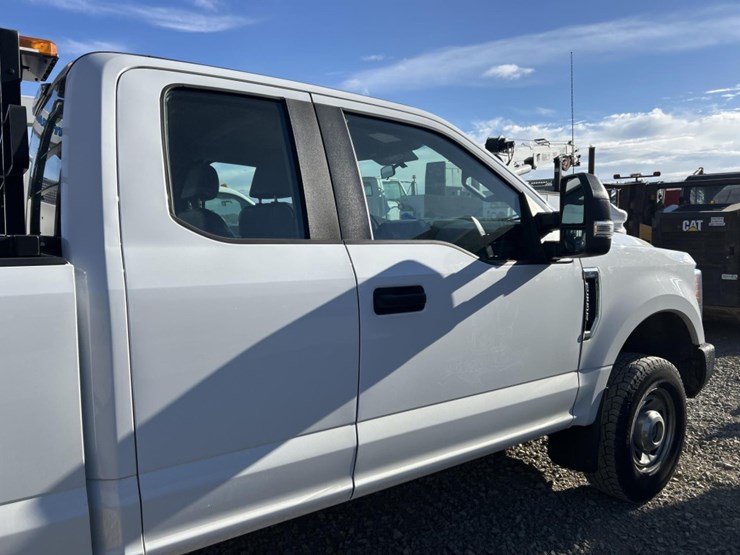 2017-ford-f250-image-18