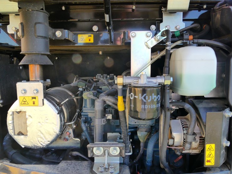 2025-kubota-kx040-5-image-11