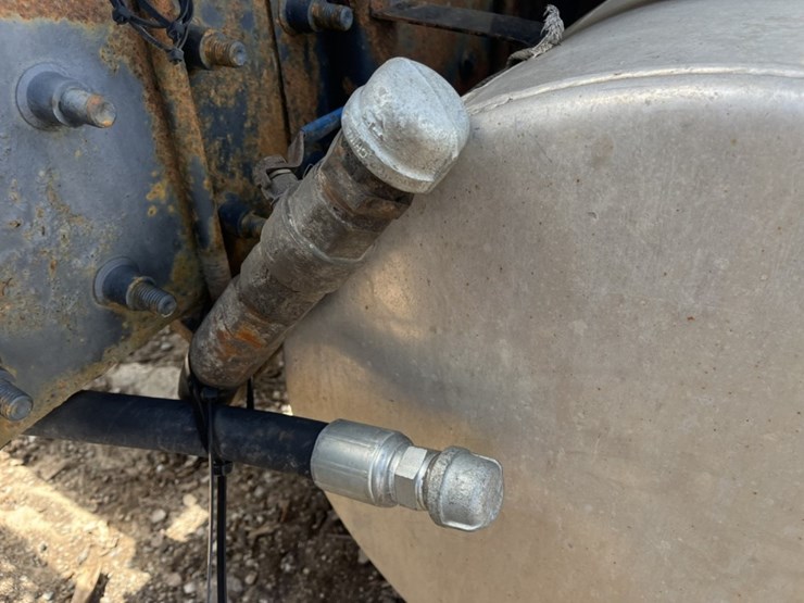 #1556-•-1999-mack-e7-460-day-cab-truck-tractor-image-19