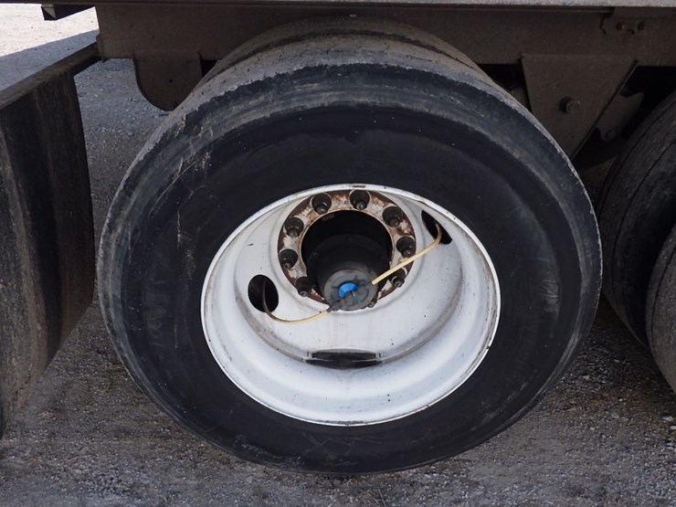 2020-hyundai-translead-image-11