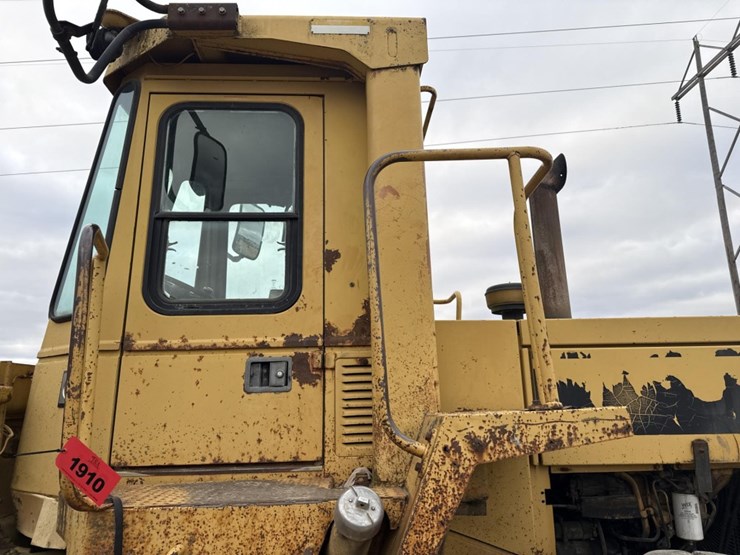 1988-caterpillar-950e-image-33