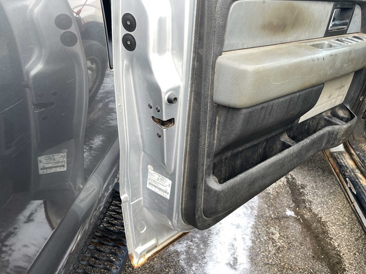 2013-ford-f150-image-49