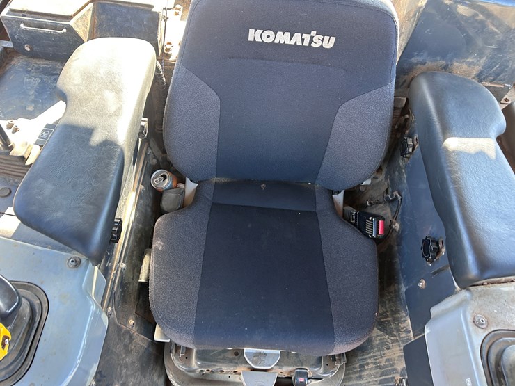 komatsu-d61pxi-24-image-46