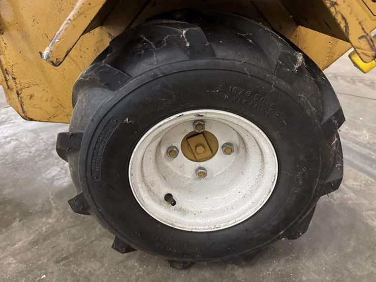 #3280-•-ase-hydraulic-tractor-with-roof-remover-attachment-image-21