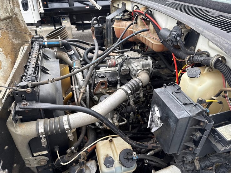 #30694-•-2008-sterling-litter/debris-truck-image-12