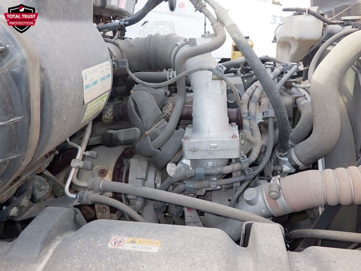 2020-hino-268a-image-18