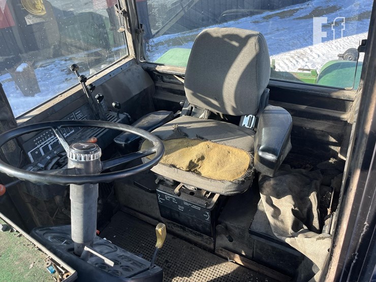 john-deere-8640-image-21