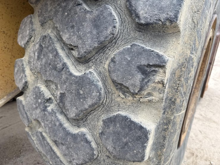 1988-caterpillar-950e-image-70