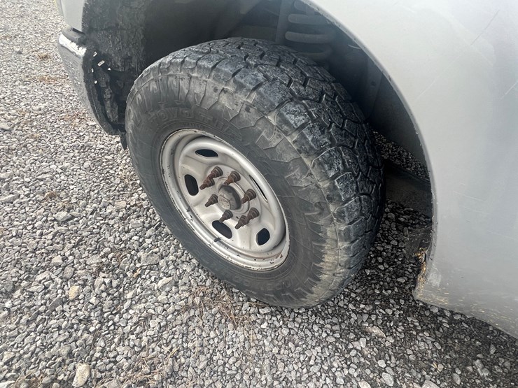 2015-ford-f350-xl-image-6