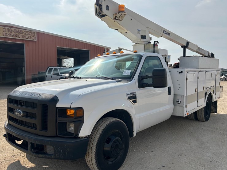 2008-ford-f350-image-1