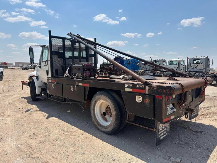 2013-international-durastar-4300-image-3