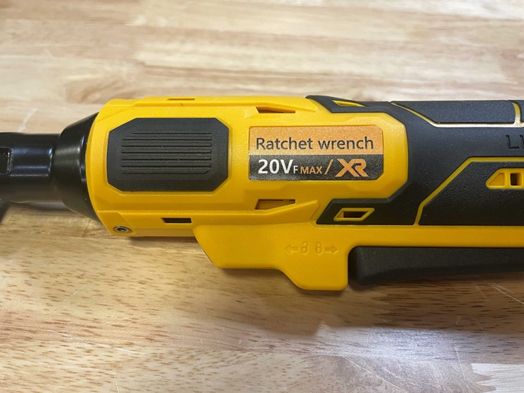 #2033-•-dewalt-style-cordless-ratchet-wrench-with-(2)-batteries,-charger-and-case-(pr12)-image-7