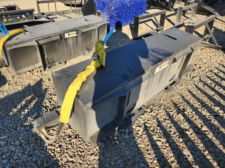 #6014-•-unused-midstate-72"-skid-steer-rototiller-image-2