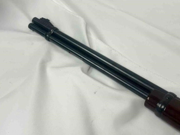 black-gold-archery-optic-image-5