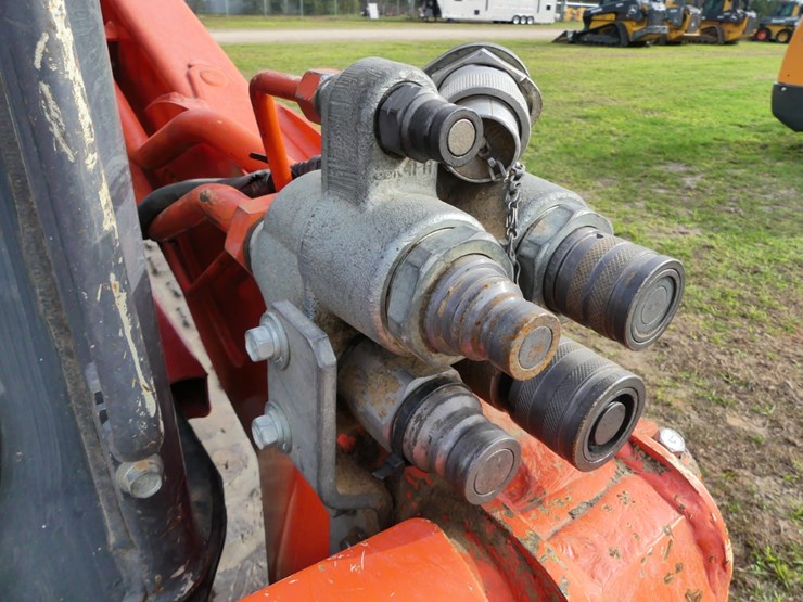 kubota-svl95-2s-image-11