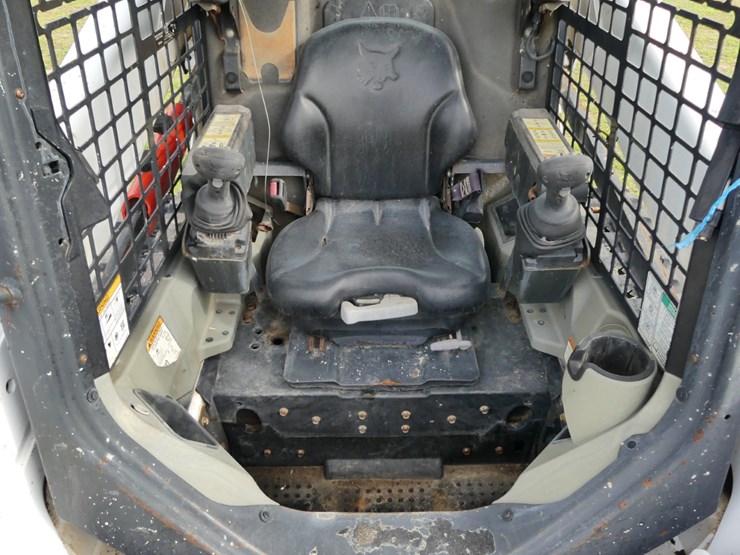 2018-bobcat-t590-image-12