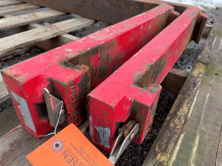 #1317-•-(2)-bolzoni-pallet-forks-image-3