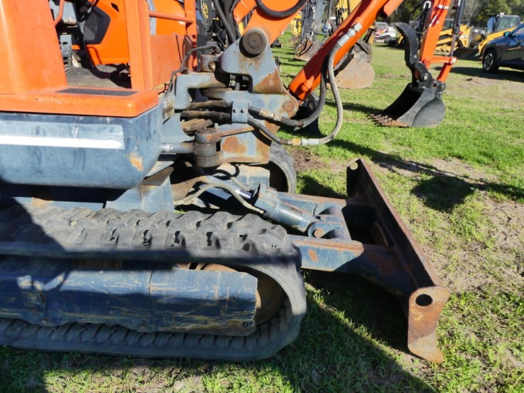 2000-kubota-kx61-2-image-9