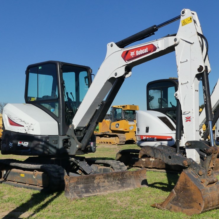 2021 BOBCAT E42