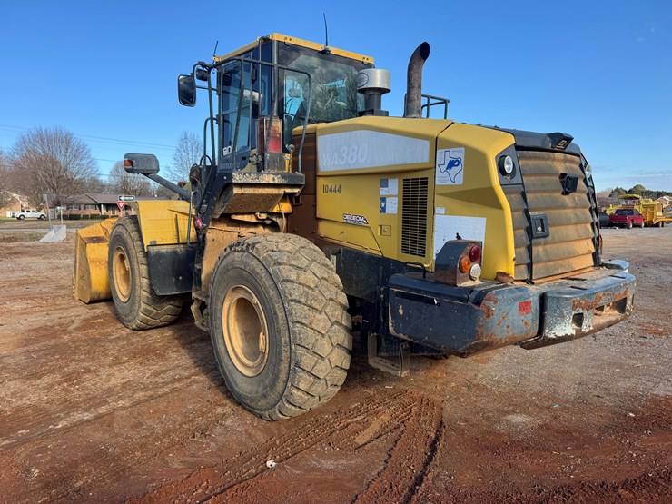 komatsu-wa380-7-image-7