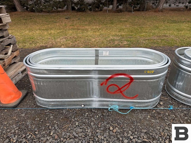 behlen-country-galvanized-round-end-stock-tanks---factory-defect/damaged-image-1