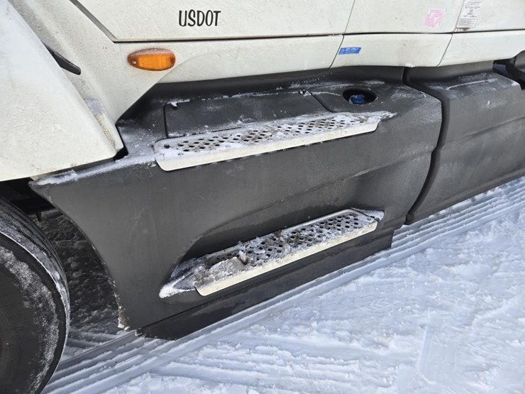 2019-international-lt-image-14