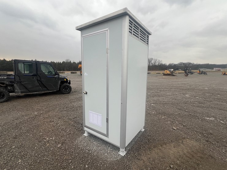 #30782-•-portable-restroom-image-1