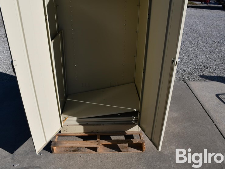 tennsco-metal-cabinet-image-10