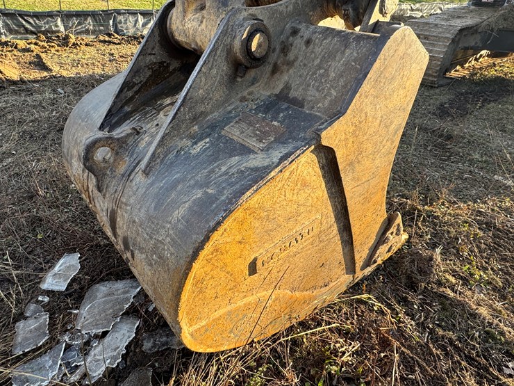 komatsu-pc270-lc-8-image-13