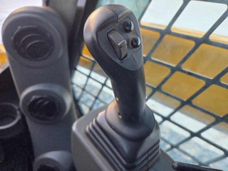 caterpillar-299d3-image-37