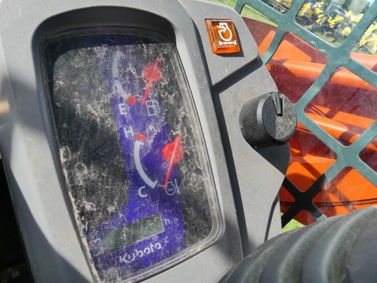 2019-kubota-svl75-2-image-15