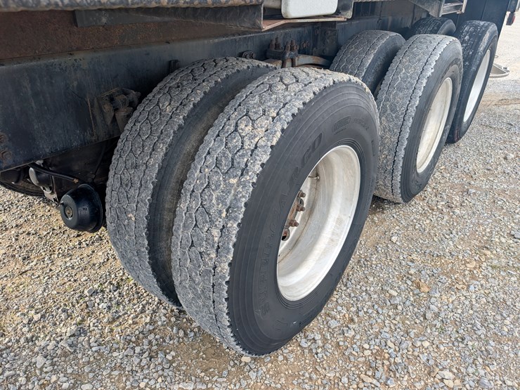 2001-national-1800-image-25