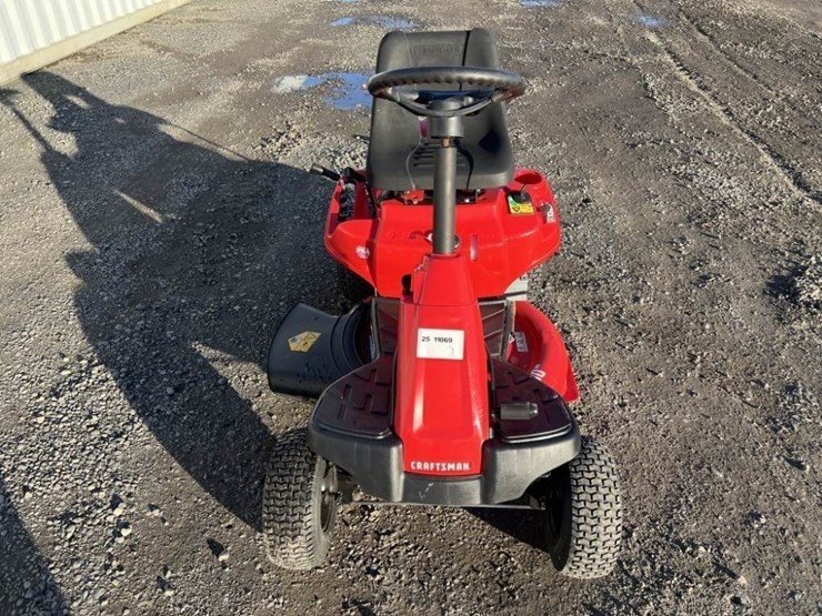 2023-craftsman-r110-ride-on-mower-image-8
