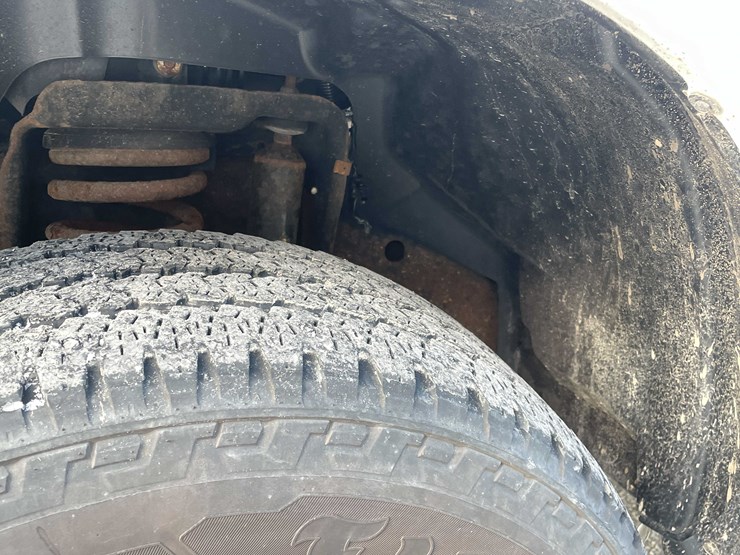 2016-ram-2500-tradesman-image-29