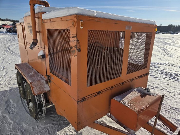 #5000-•-sewer-equipment-tandem-axle-sewer-jetter-trailer-image-12