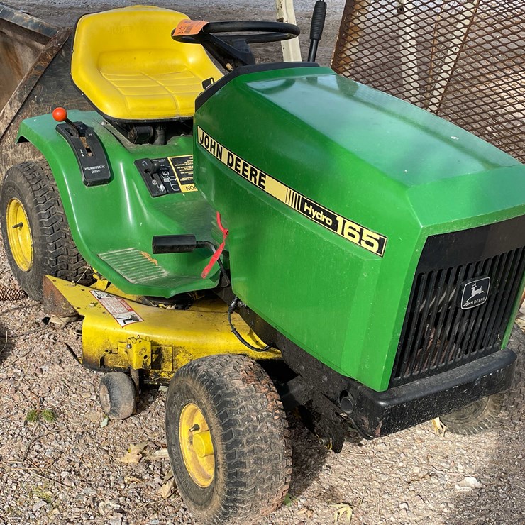 JOHN DEERE 165