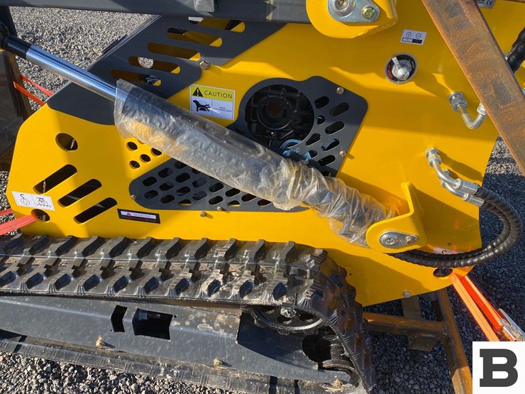 2025-sdlanch-sdll60-mini-skid-steer-loader-image-18