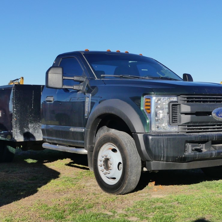 2019 FORD F450 XL