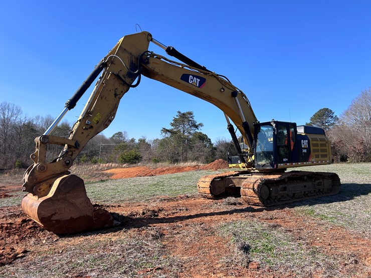 caterpillar-349el-image-1