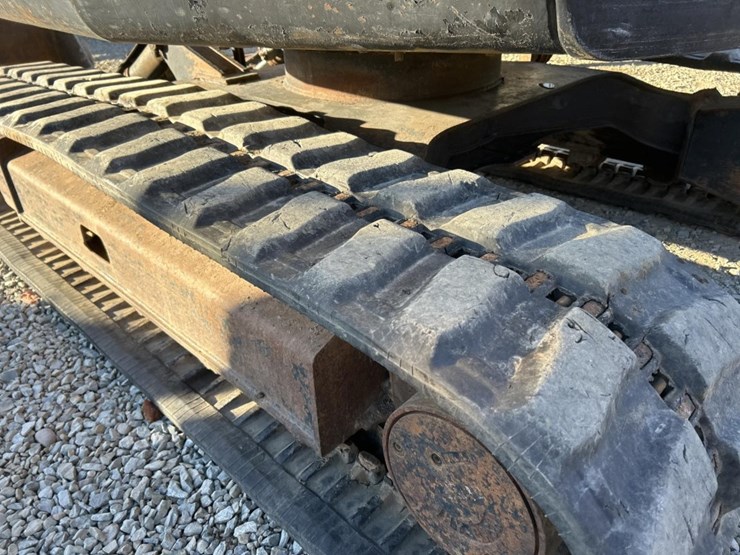 caterpillar-307-image-86