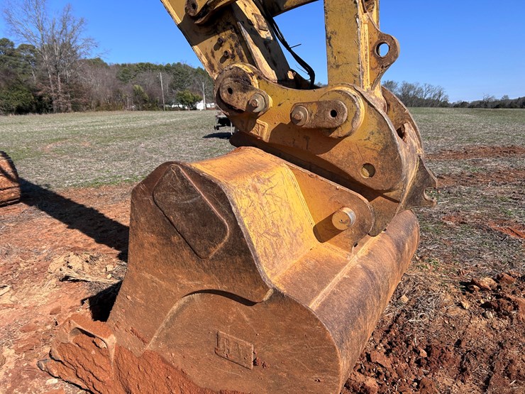 caterpillar-349el-image-29