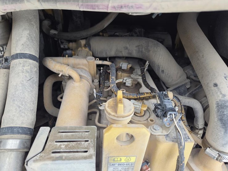 caterpillar-236d-image-31