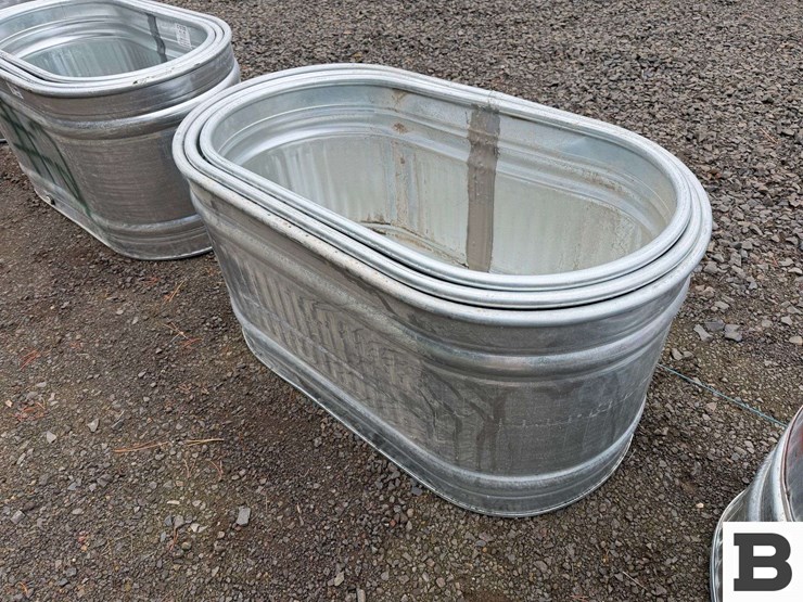 behlen-country-galvanized-round-end-stock-tanks--factory-defect/damaged-image-3