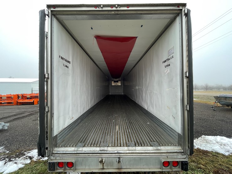 2017-utility-3000r-reefer-image-9