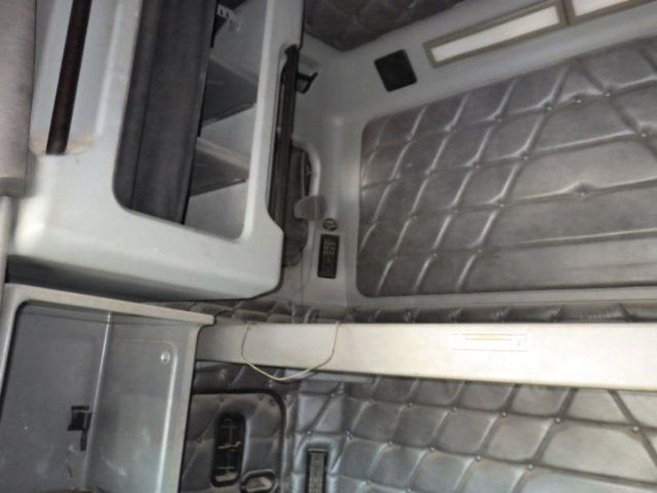 caterpillar-c15-image-22