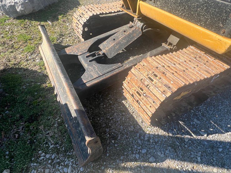 2014-caterpillar-305.5e2-image-8